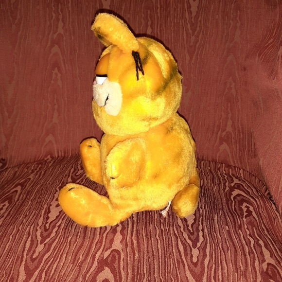 Vintage Dankin Garfield Plush Stuffed Animal 1978/1981 Sitting - Picture 2 of 9